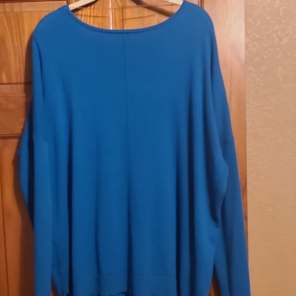 Chico's Deep Blue Knit Sweater, Cico's Size 2 - Picture 4 of 4